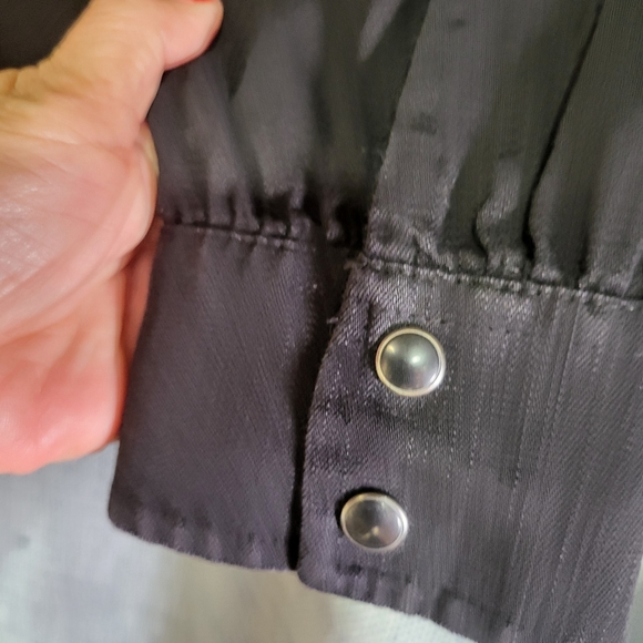 🔥NWT WRANGLER RETRO PUNCHY EMBROIDERED BLACK DENIM PEARLSNAP SHIRT - Picture 11 of 16